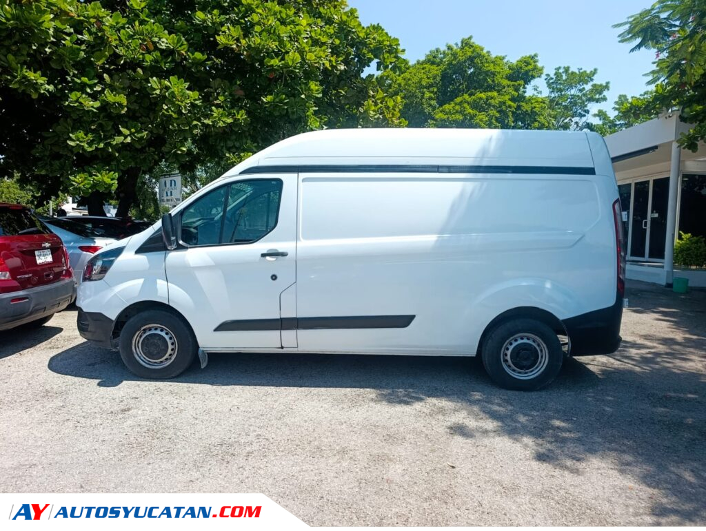Ford Transit 2022