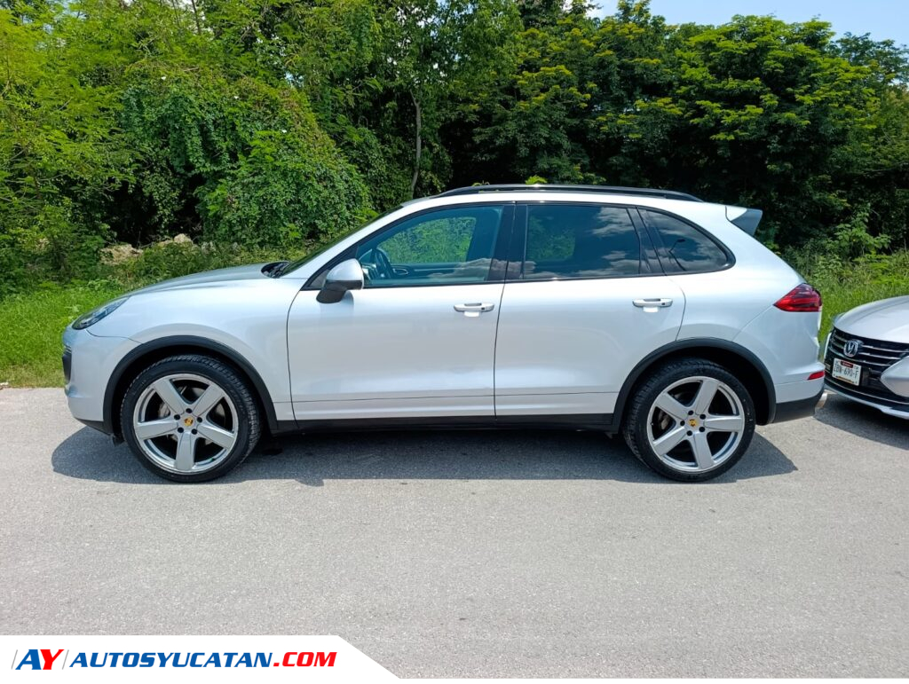 Porsche Cayenne S 2016