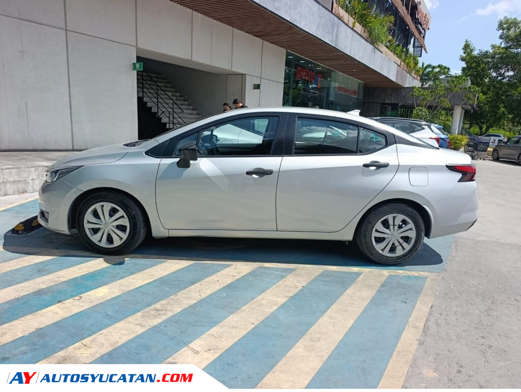 Nissan Versa Sense 2024