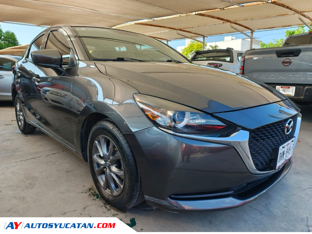 Mazda 2 Sedan Grand TOURING Automático 2023