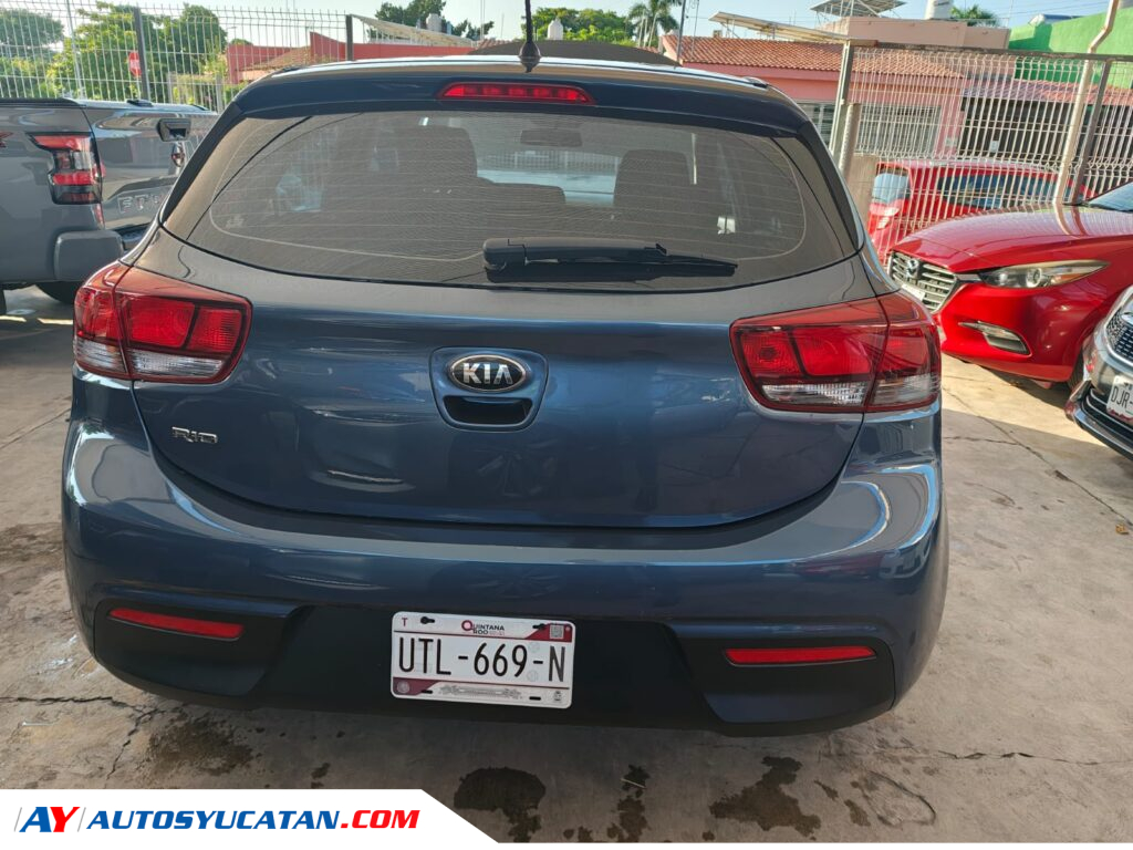 KIia Rio LX Automático 2018