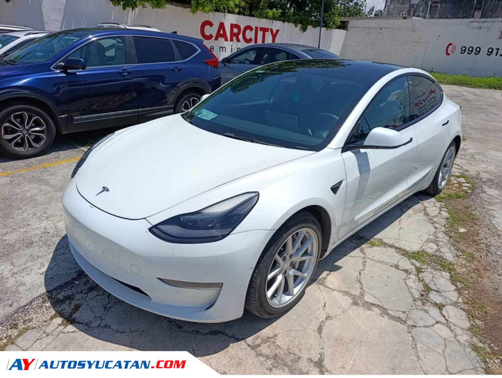 Tesla Model 3 2021