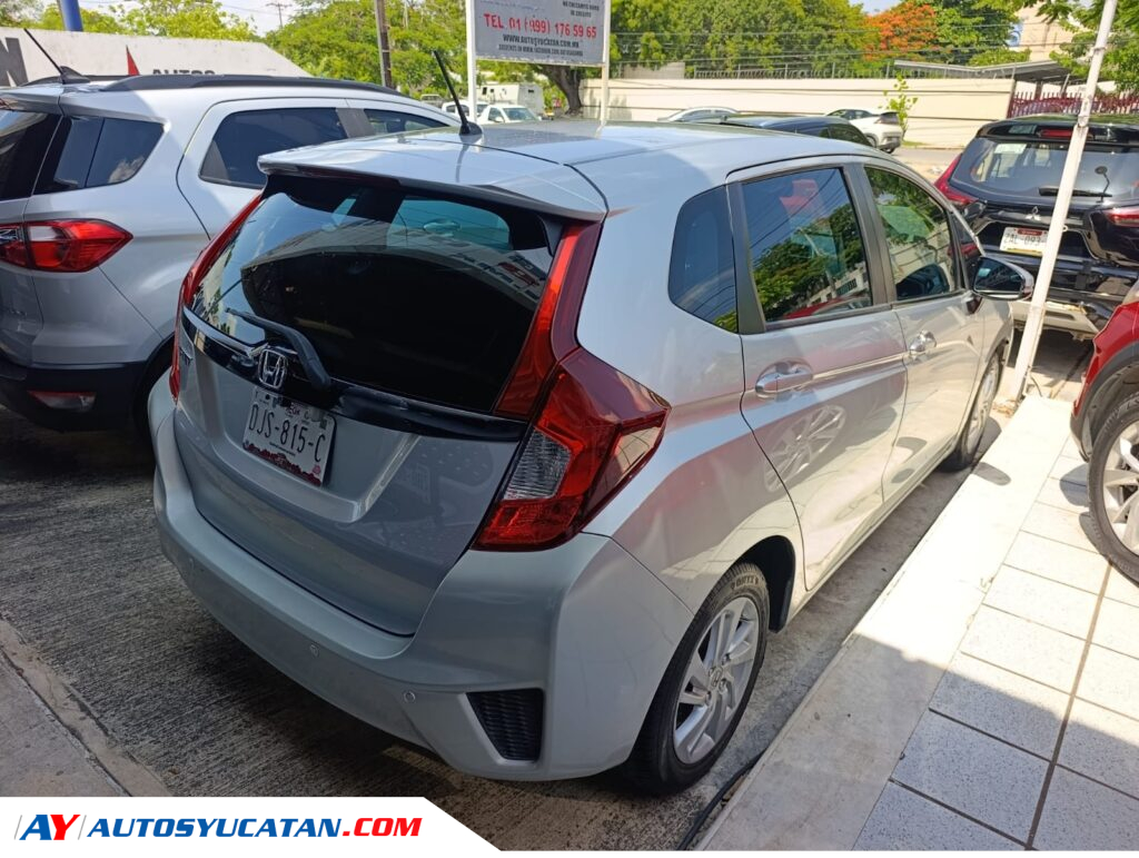 Honda Fit Hatchback 2015