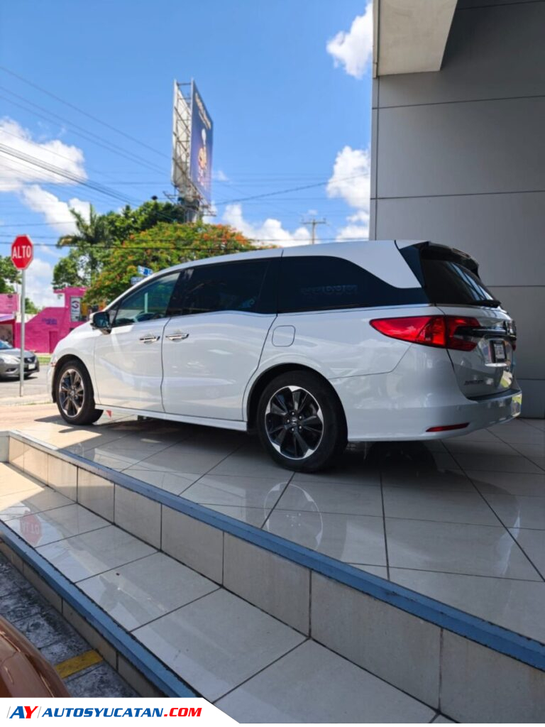 Honda Odyssey Touring 2022