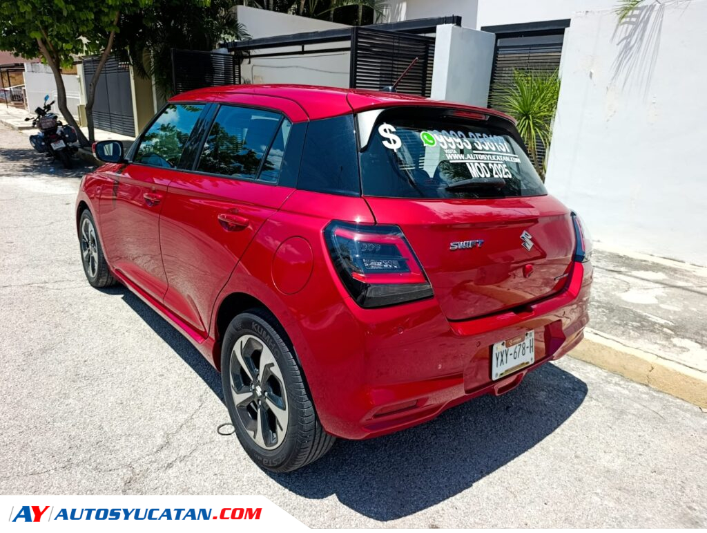 Suzuki Swift Boostergreen GLX CVT 2025