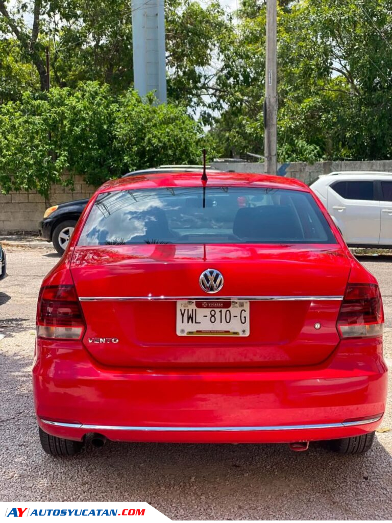 IMPECABLE VOLKSWAGEN VENTO COMFORTLINE AUTOMATICO 2017