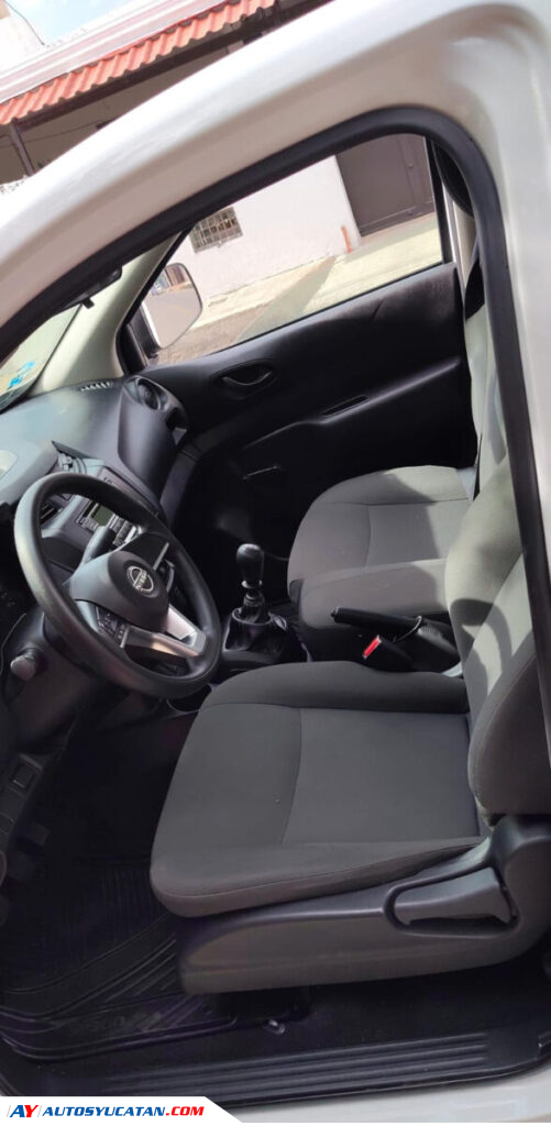 venta nissan np 300