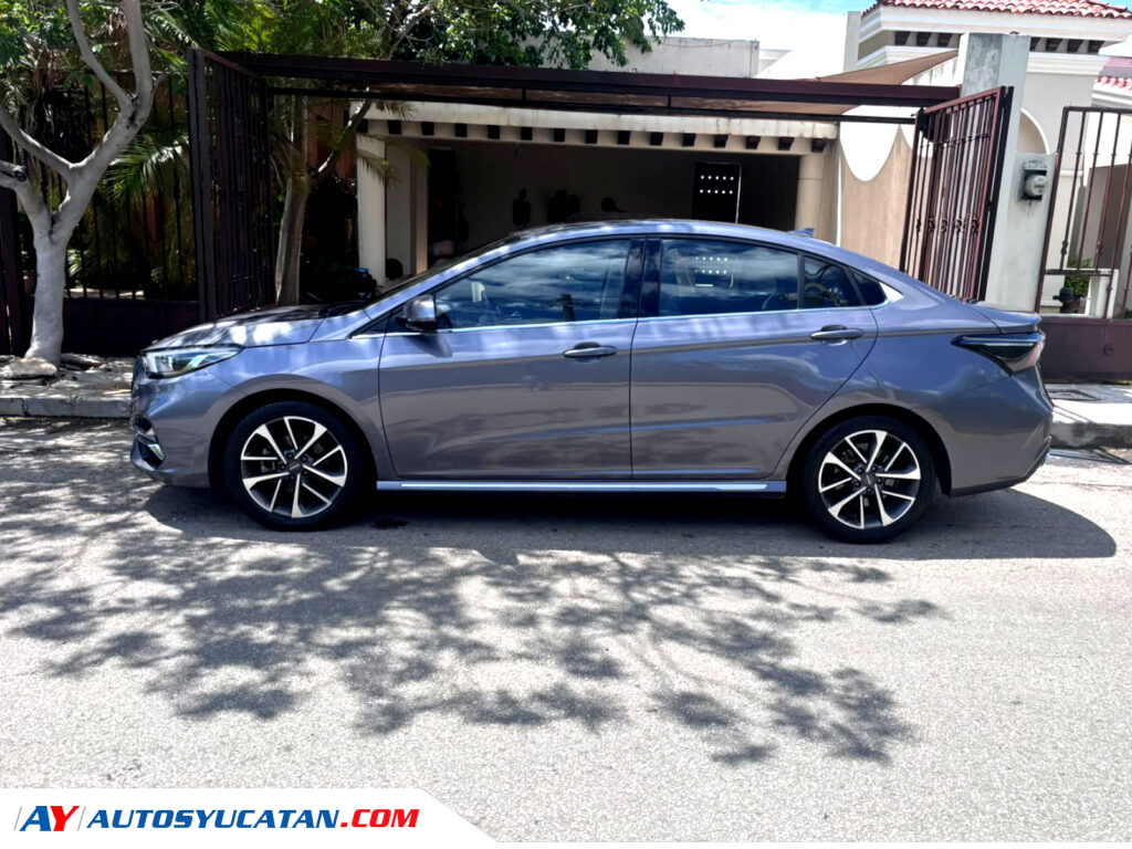 Omoda 05 Unlimited Sedan 2024