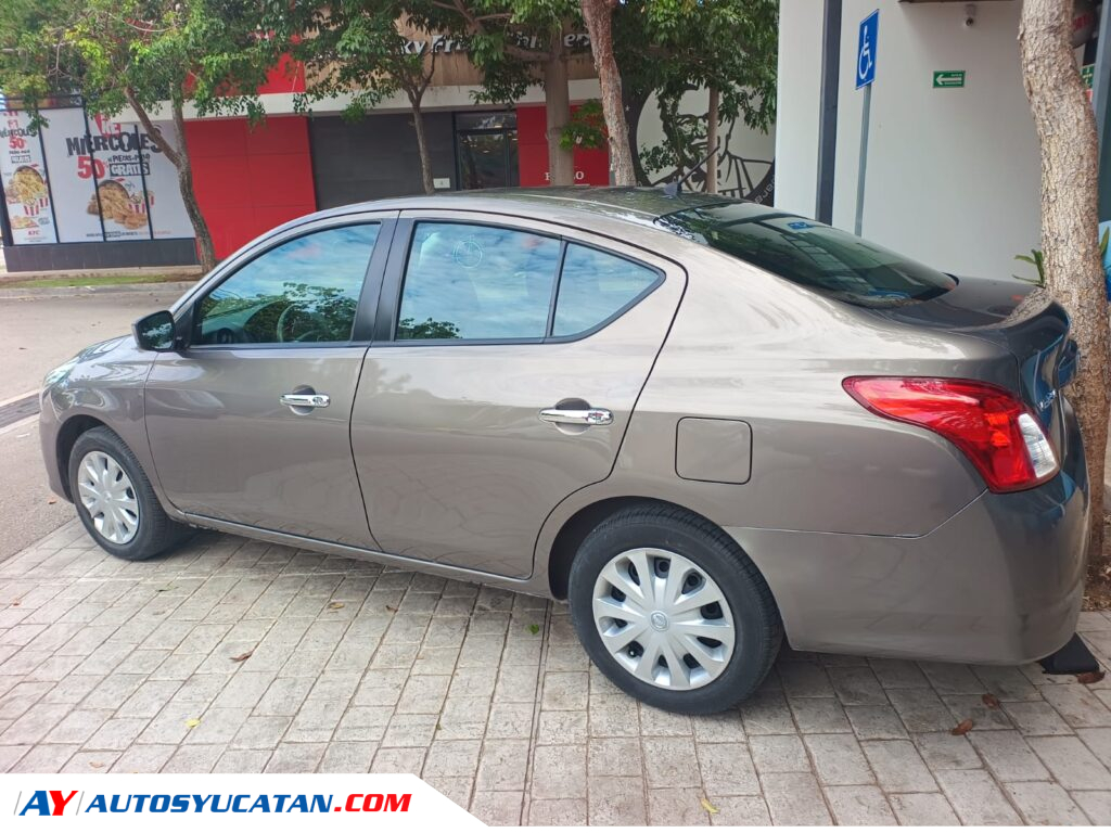 IMPECABLE VERSA 2018