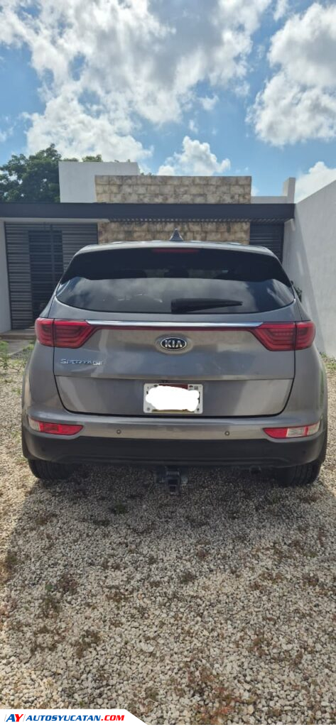 KIA SPORTAGE EX 2018