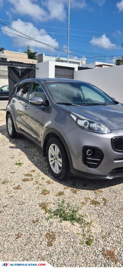 KIA SPORTAGE EX 2018