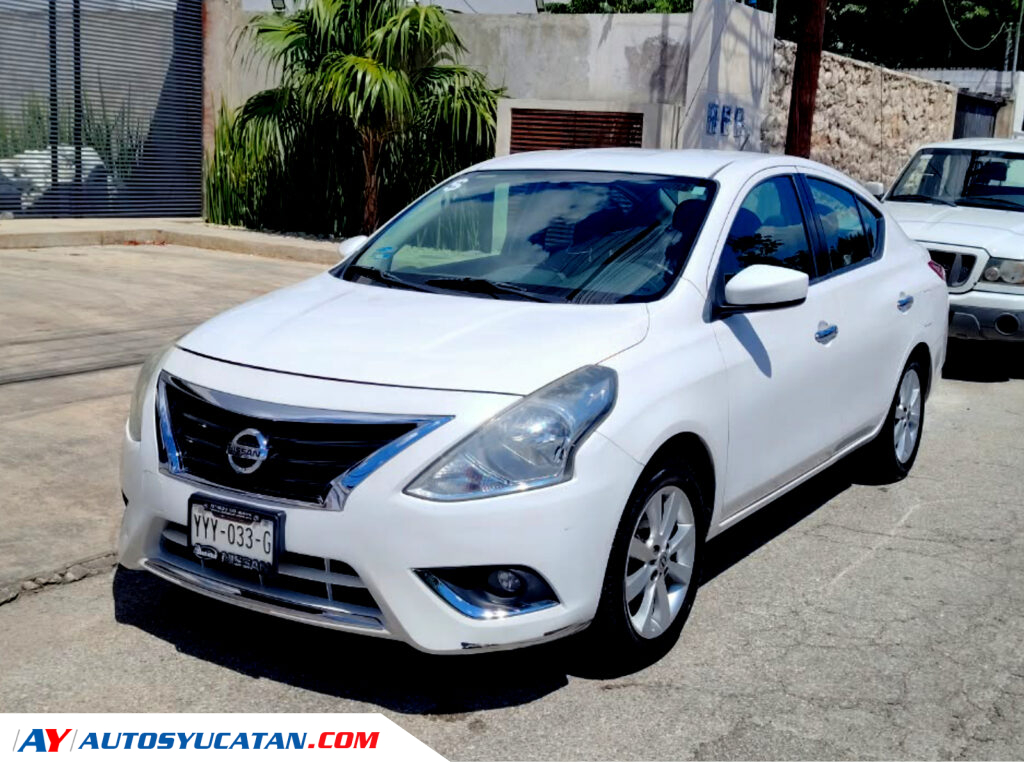Nissan Versa Advance 2016