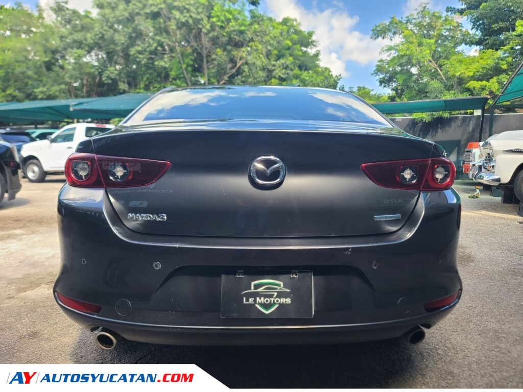 Mazda 3 Sport 2024