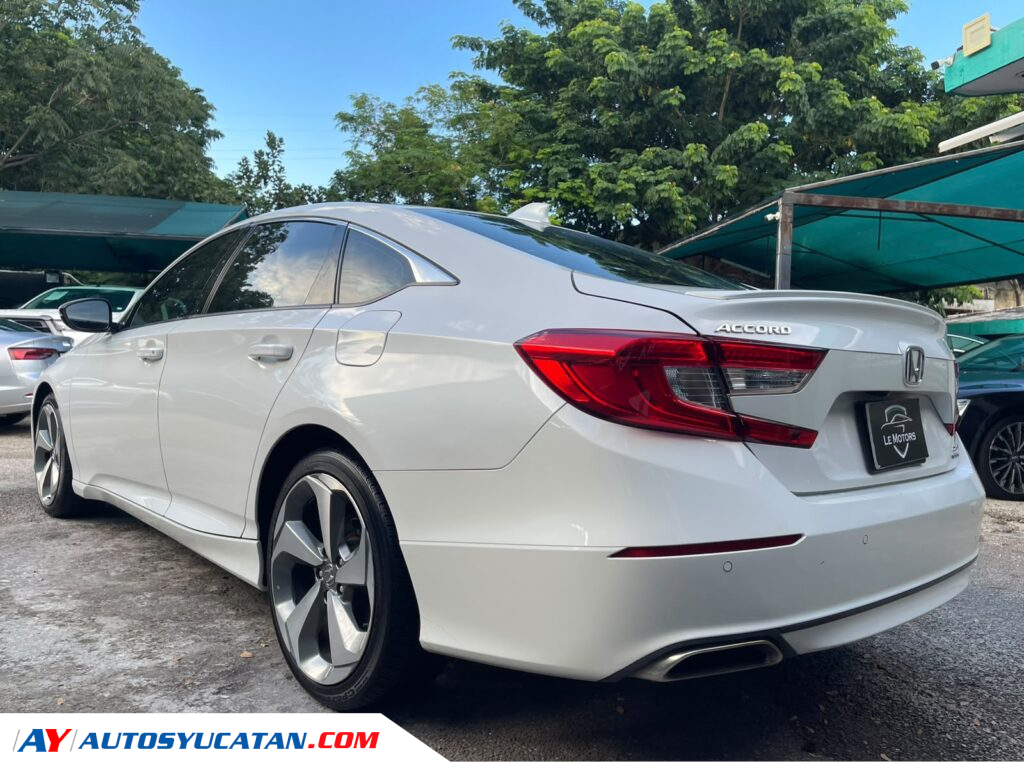 Honda Accord Touring 2020