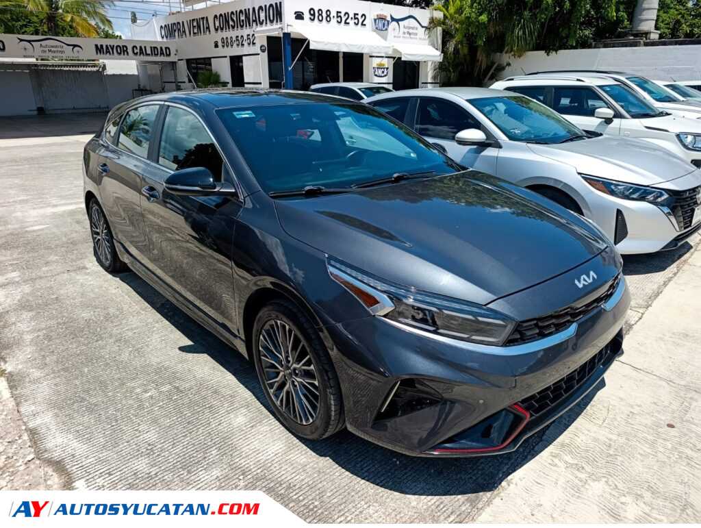 Kia Forte GT Hatchback 2022