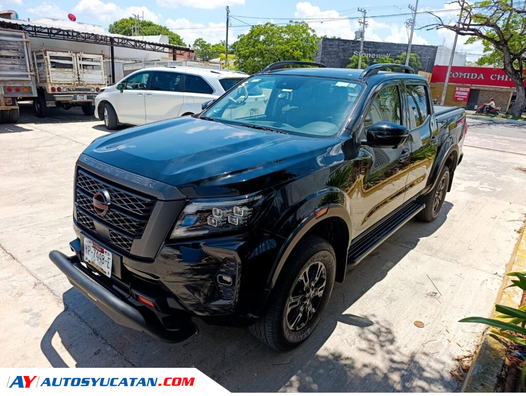 Nissan Frontier PRO-4X 4x4 2024