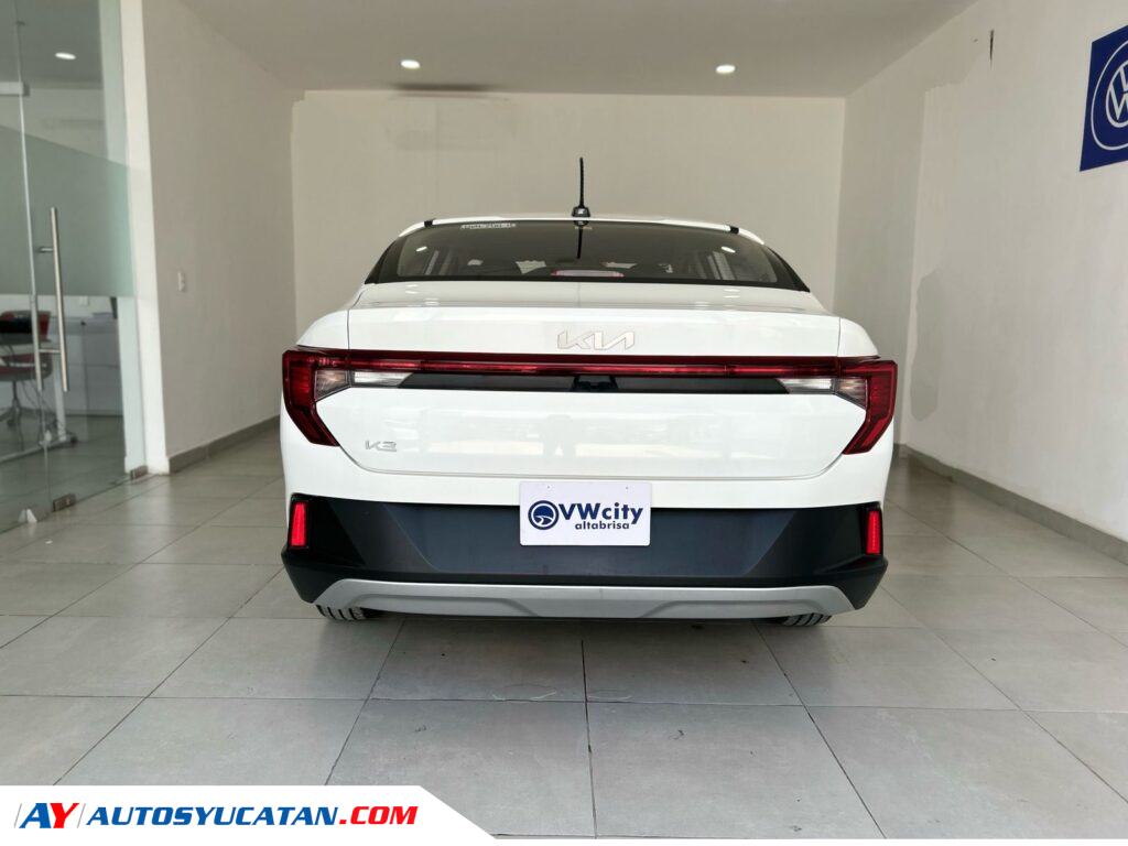 Kia K3 L Automático 2025