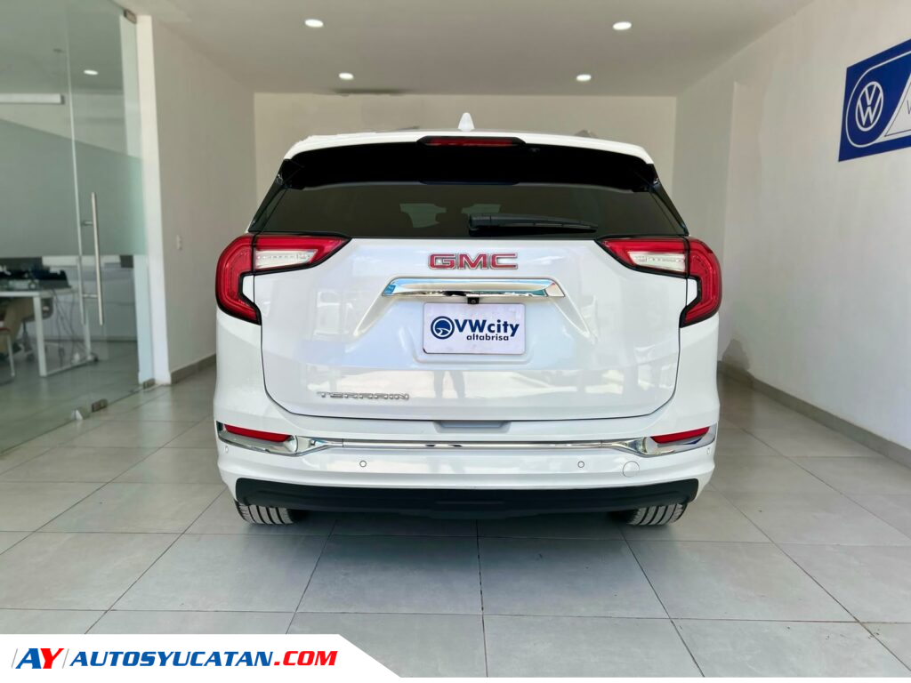 GMC Terrain Denali 2023