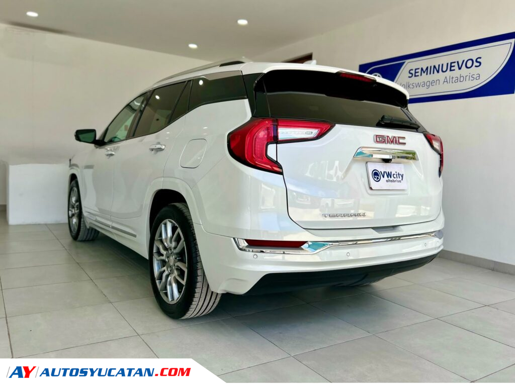 GMC Terrain Denali 2023