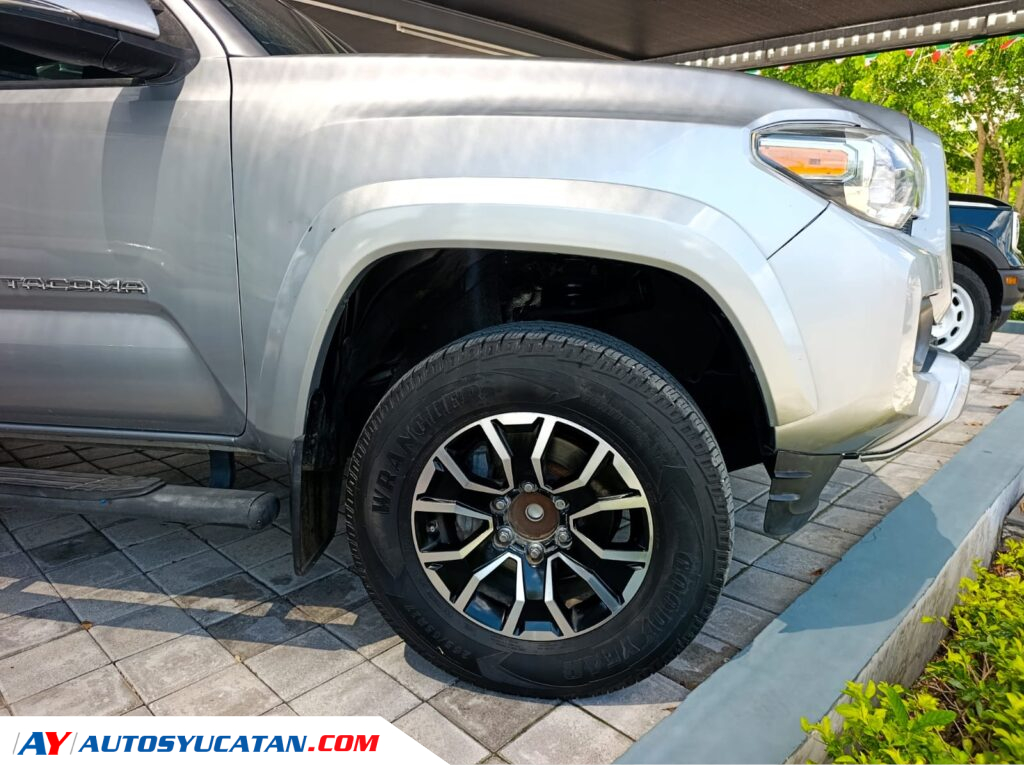 Toyota Tacoma 2021