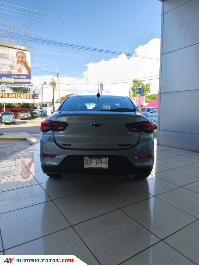 Chevrolet Onix Premier Red Line 2023