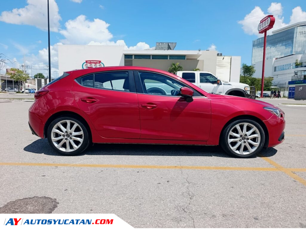 Mazda 3 i Grand Touring Hatchback 2016