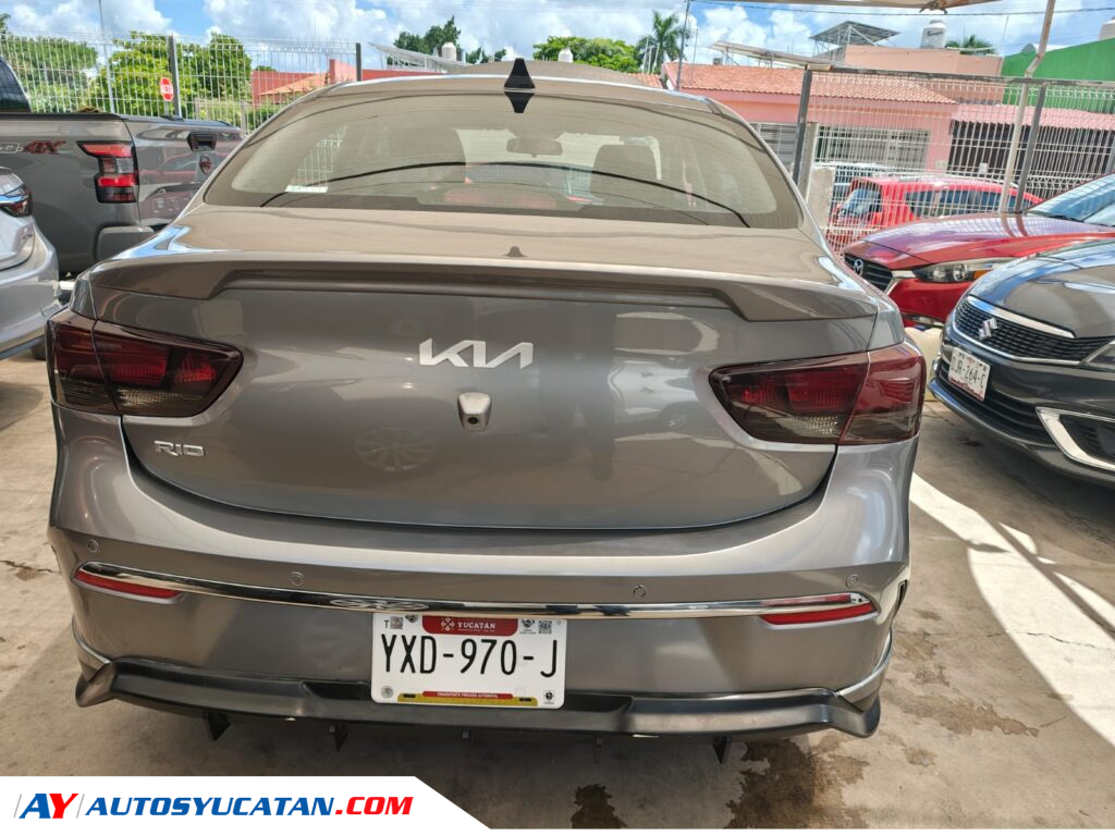 KIA RIO LX SEDAN  Standard 2022