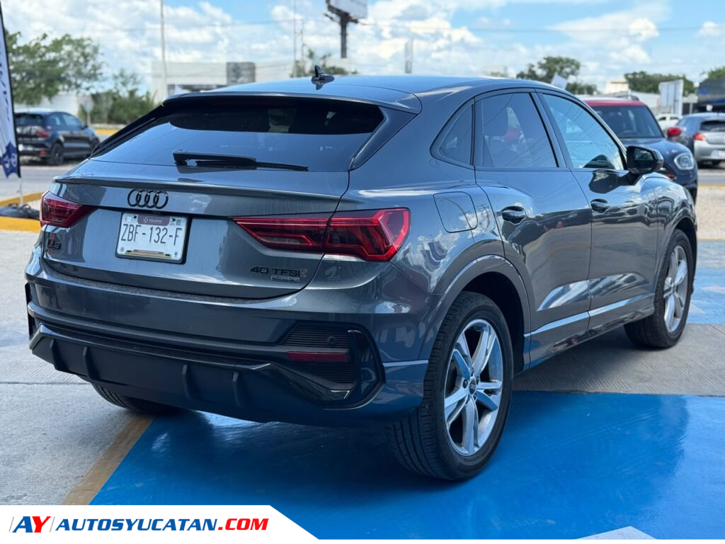 Q3 SB 40 TFSI S LINE