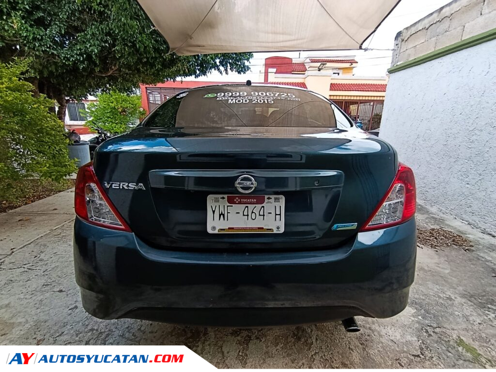 Nissan Versa Exclusive 2015