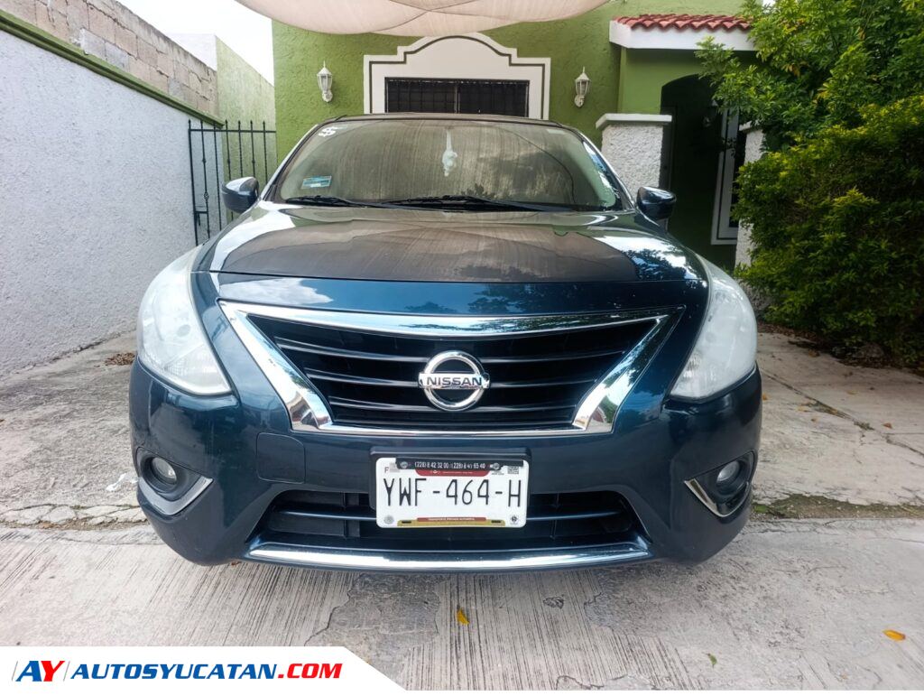 Nissan Versa Exclusive 2015