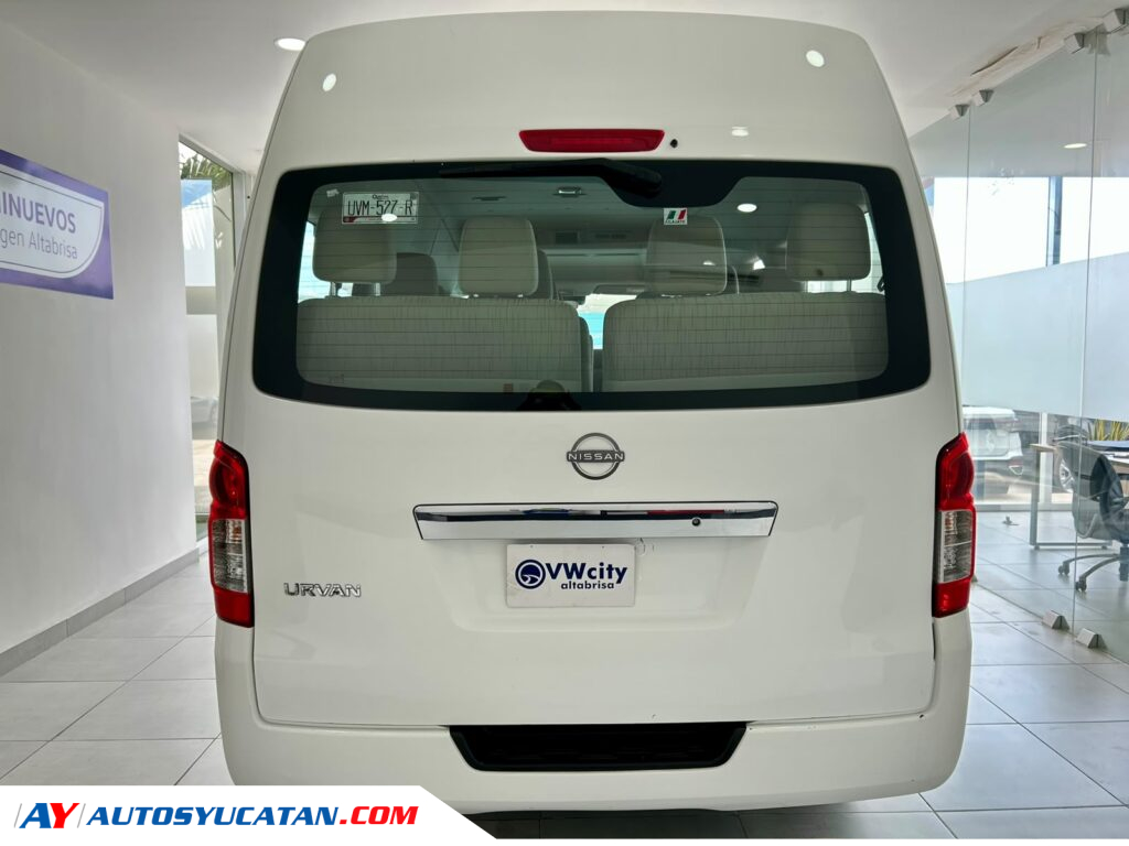 NISSAN URVAN  14 PASAJEROS STD 2024