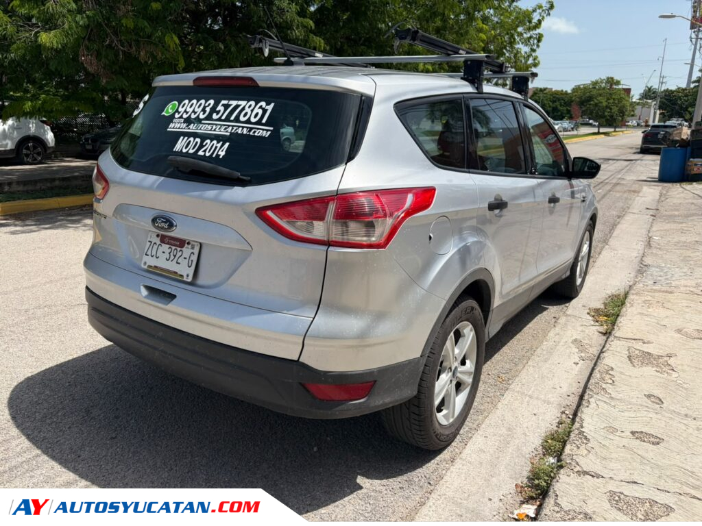 Ford Escape S FWD 2014
