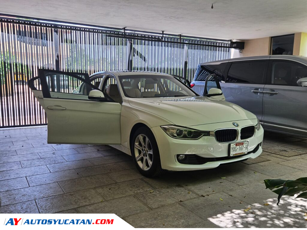 BMW Serie 3 320iA 2013