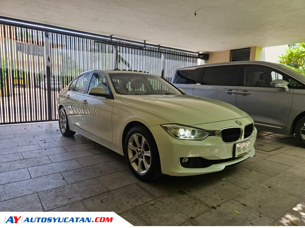 BMW Serie 3 320iA 2013