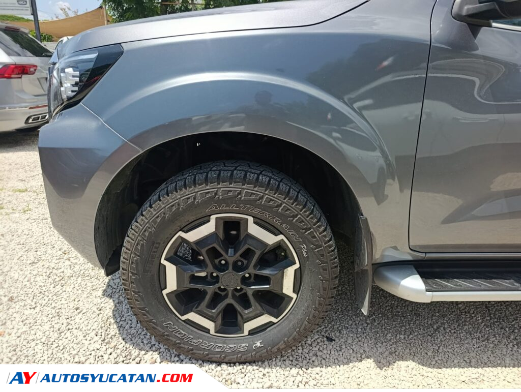 Nissan Frontier Platinum 2023