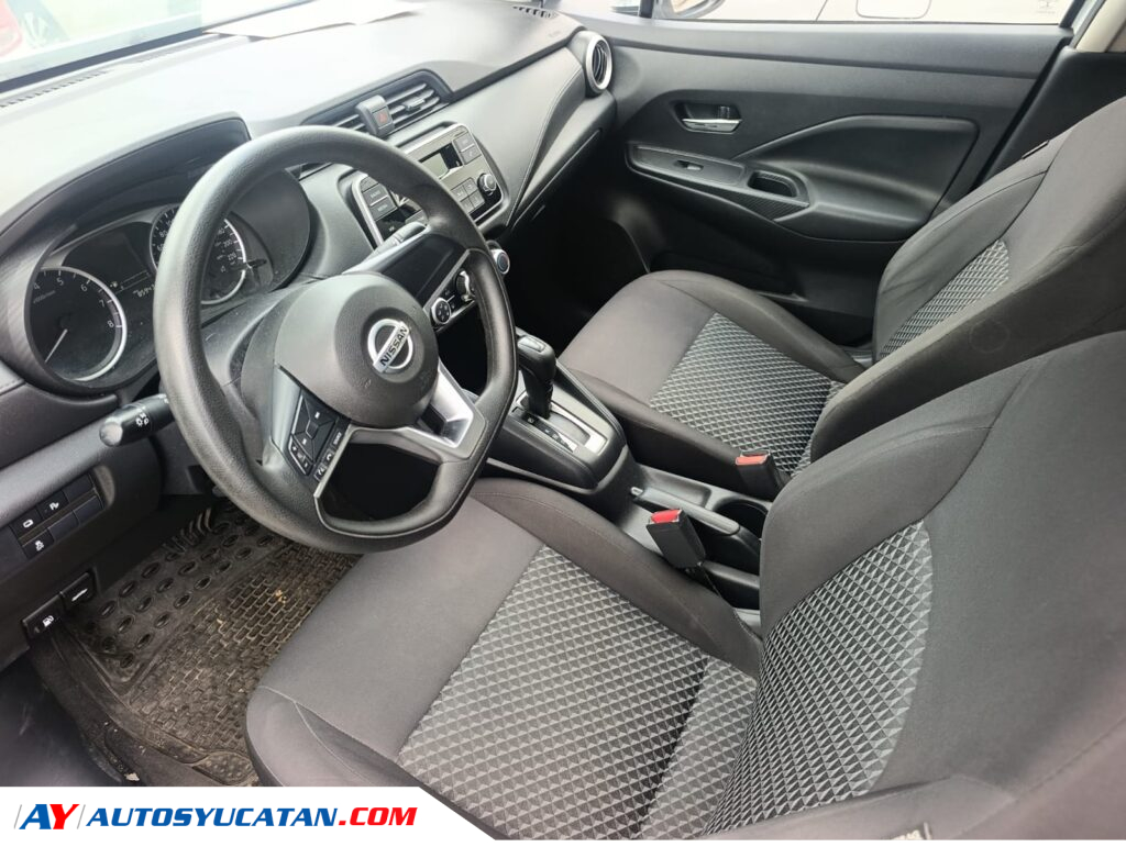 Nissan Versa 2021
