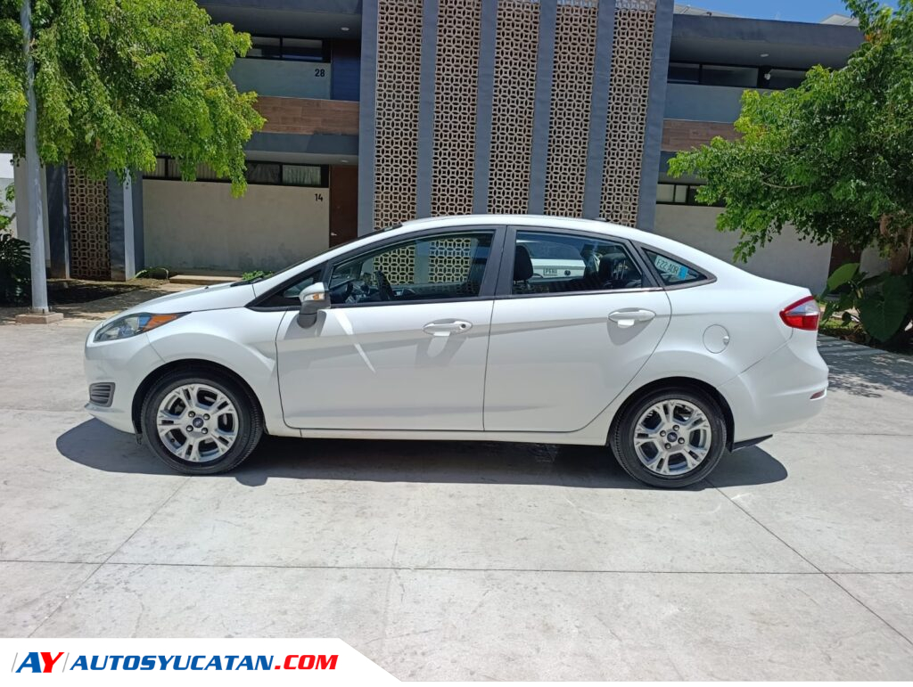 Ford Fiesta SE 2016