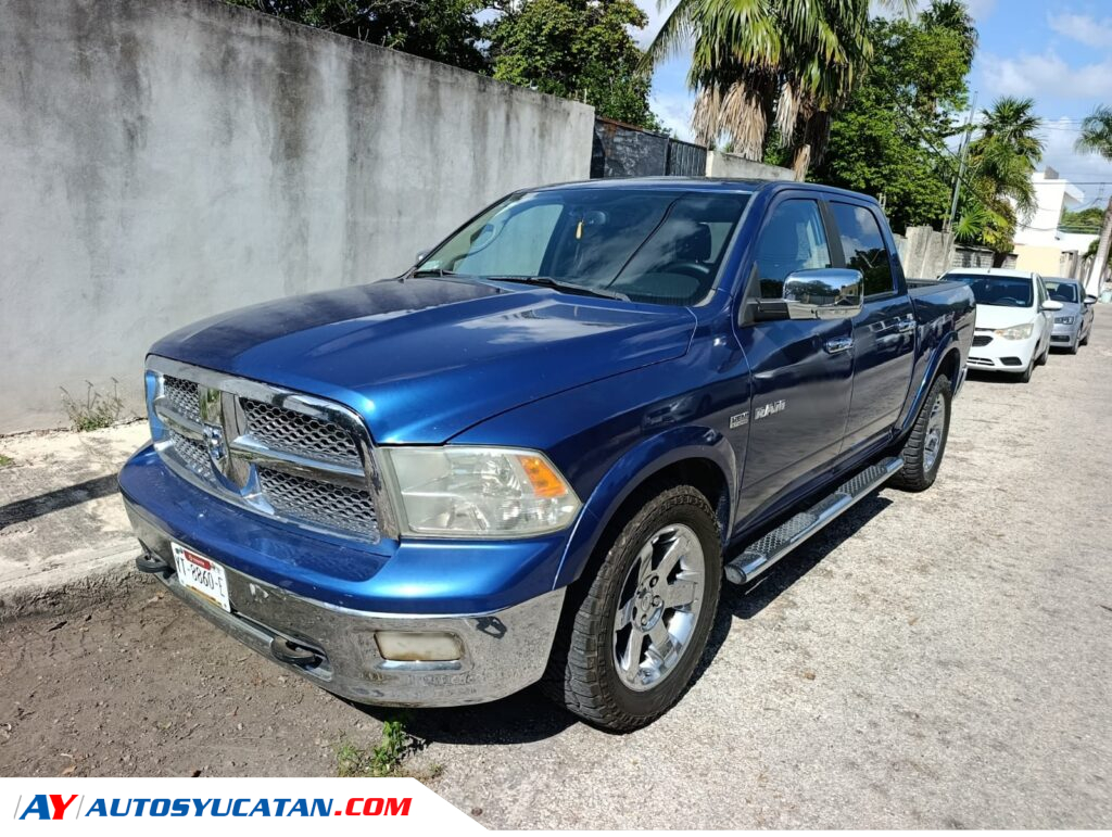 Dodge RAM Laramie 2011