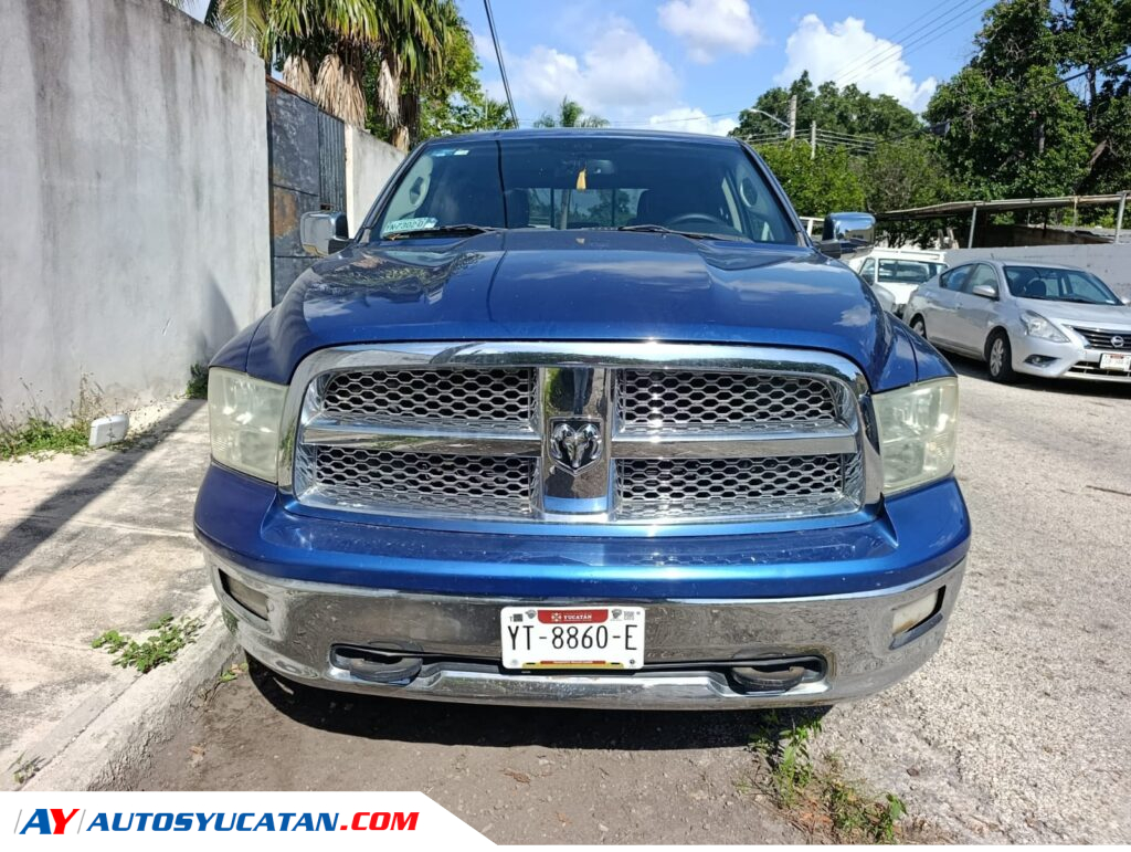 Dodge RAM Laramie 2011