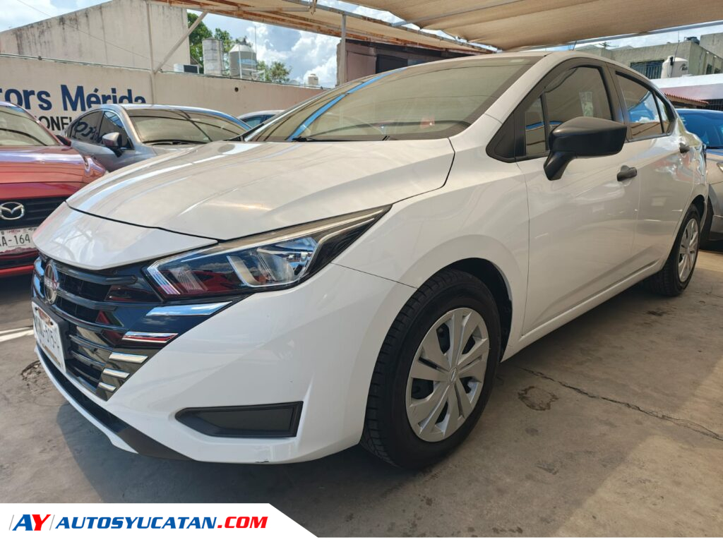 Nissan Versa Sense Standard 2023