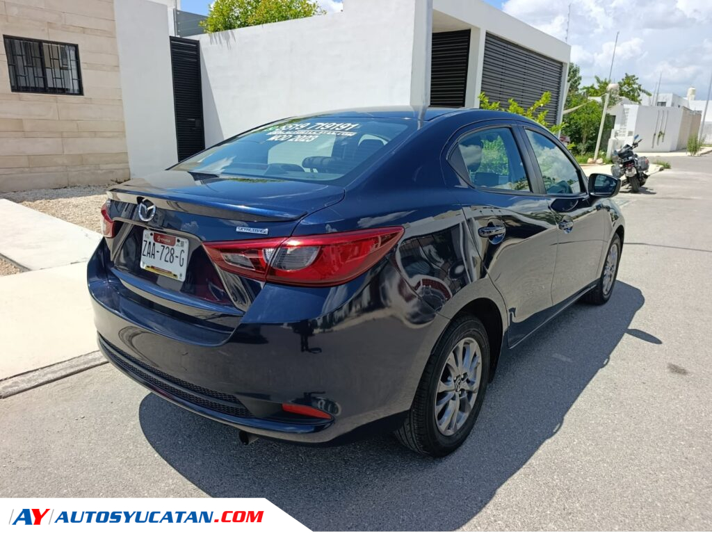Mazda 2  i Sport Sedan 2023