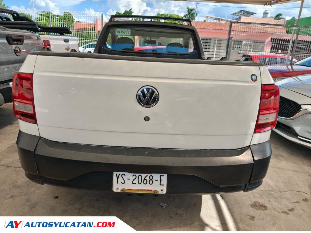 Volkswagen Saveiro Robust  Standard con clima 2021