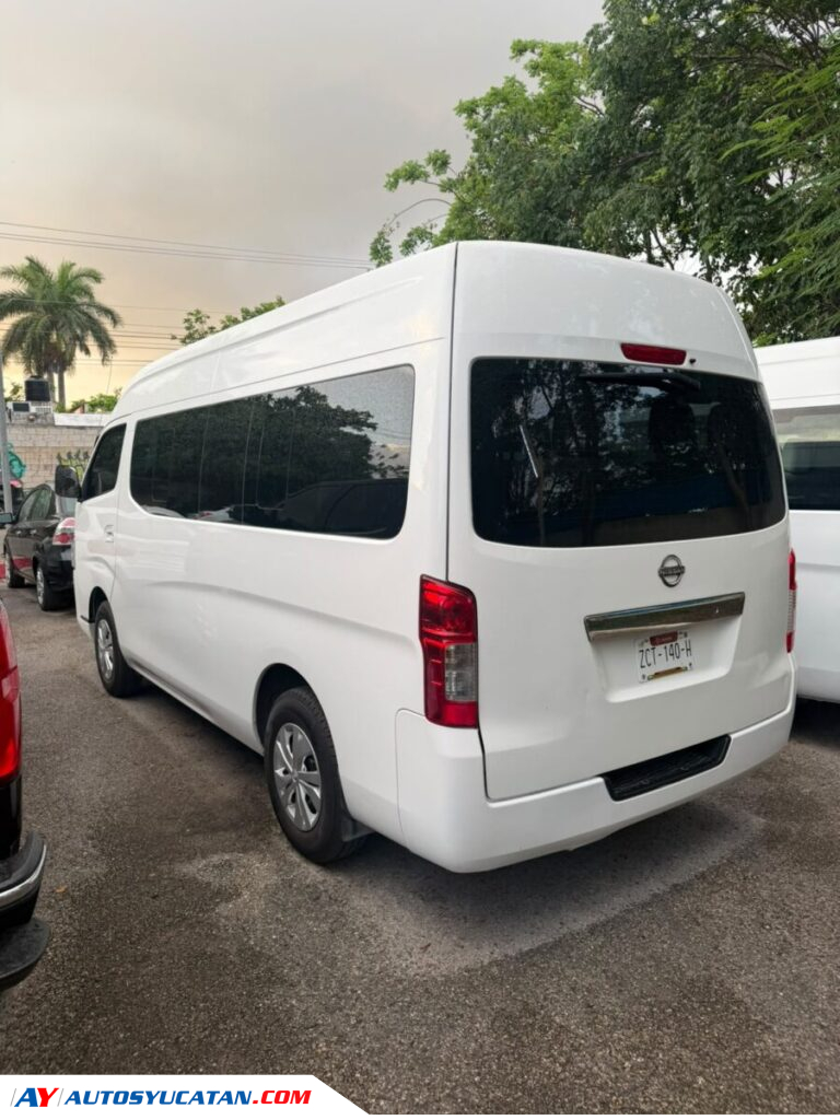Nissan Urvan  14 Pasajeros 2023