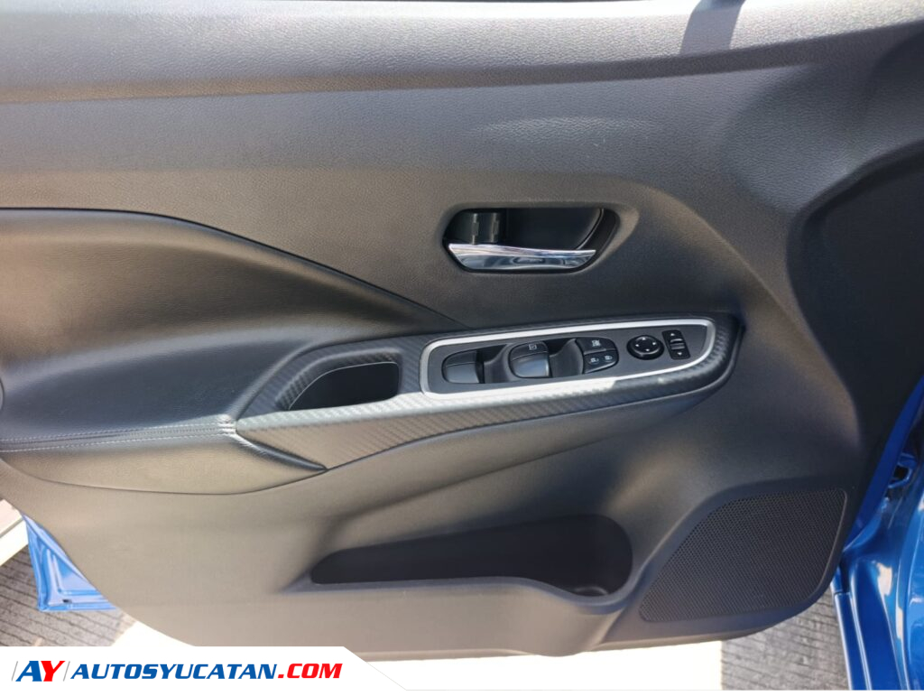 Nissan Versa Exclusive 2024