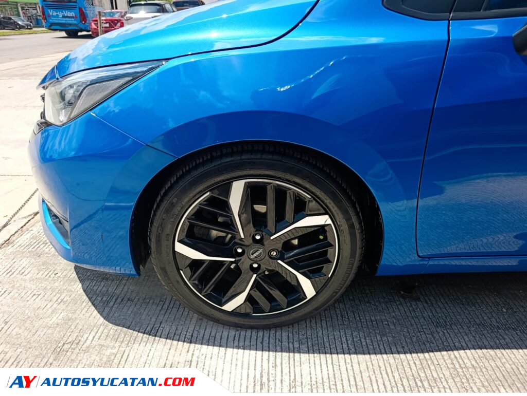 Nissan Versa Exclusive 2024