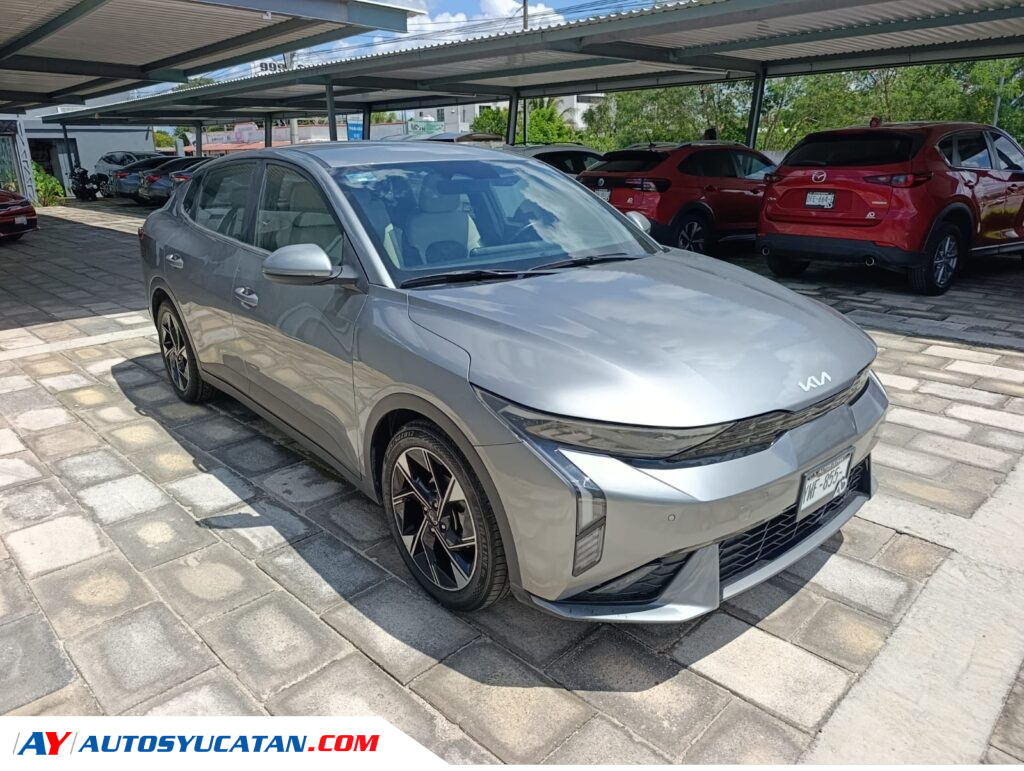 Kia K3 GT-Line 2024