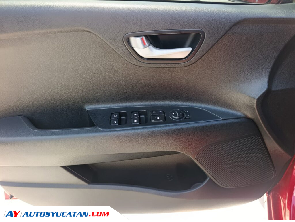 Kia Rio Hatchback LX 2020