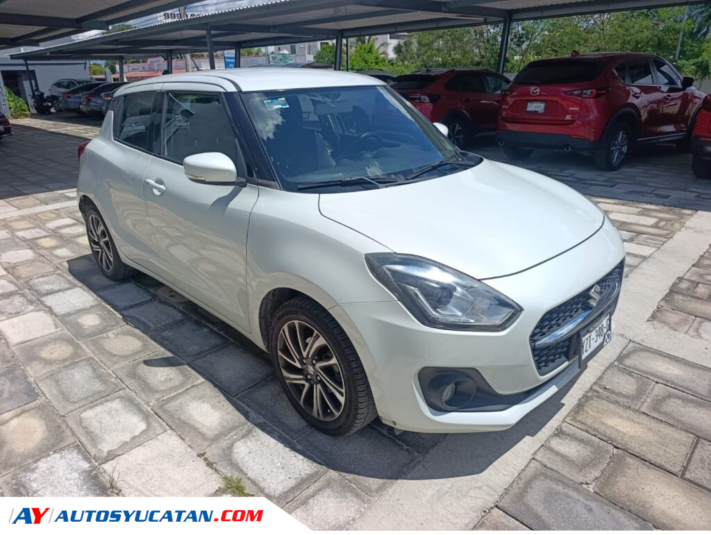 Suzuki Swift GLX 2022