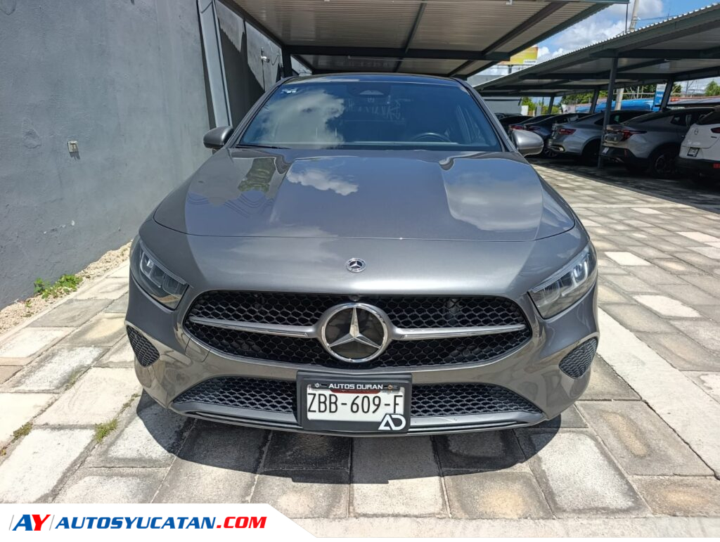 Mercedes Benz A200 2025