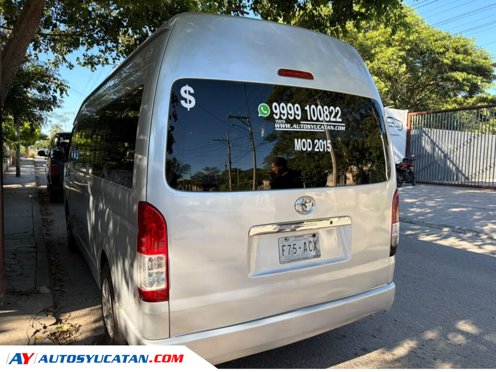 Toyota Hiace 2015